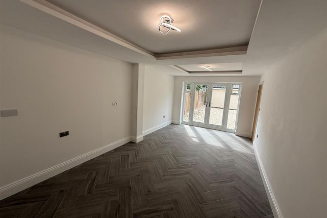 59,, Delves Crescent, Walsall photo 3