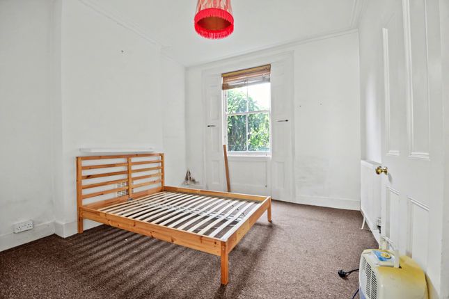 18, Mansfield Road, Hampstead, London photo 2