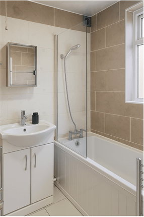 54 Eastleigh Avenue, Harrow photo 5
