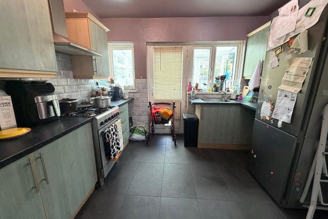 61,, Cleeve Road, Birmingham photo 2