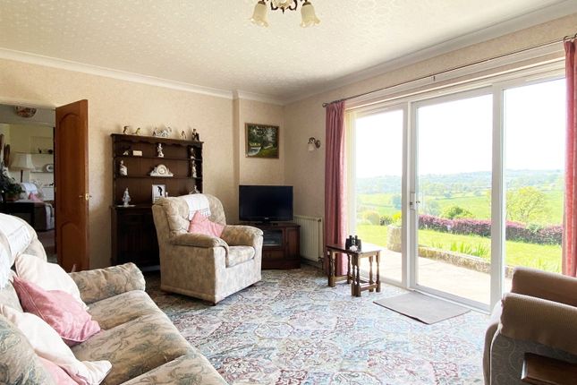 The Bungalow, Bank Side, Matlock photo 2