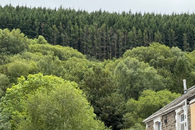 92, Trehafod Road, Pontypridd photo 4