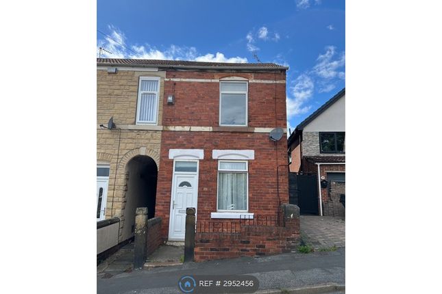 2-bed house on Claypit Lane, Rawmarsh, Rotherham, £675/mo