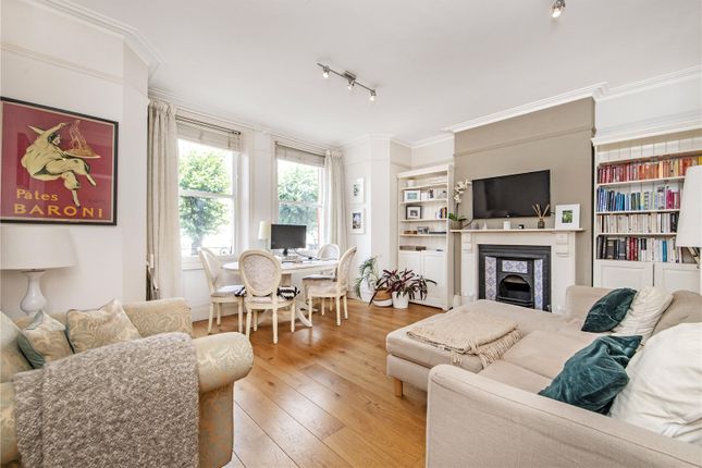 Thumbnail Flat to rent in Drive Mansions, Fulham Road, London