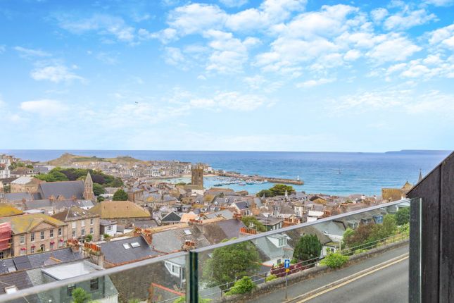10, Park Avenue, Cornwall photo 3