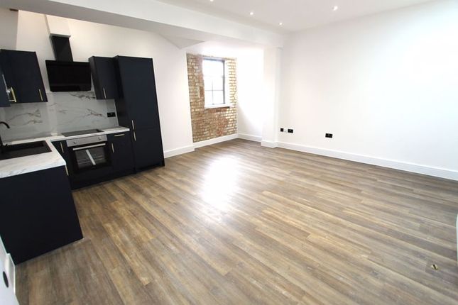 2 Dunster Street, Northampton photo 3