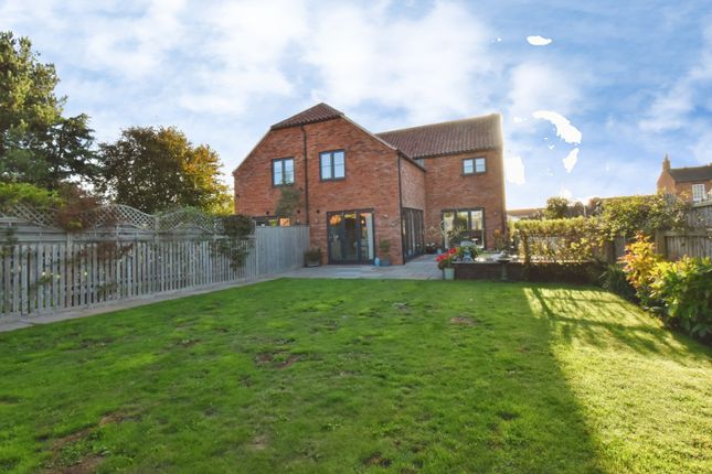 3-bed semi-detached on Fosse Road, Newark, £450,000