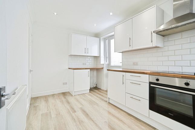 1, Leysholme View, Leeds photo 4
