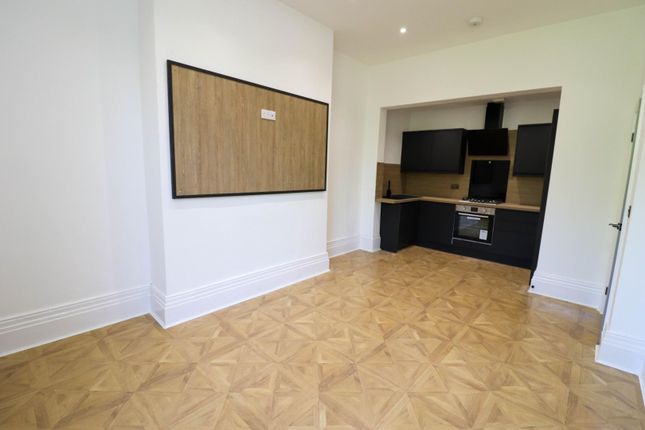 7B Kitchen/Living Room