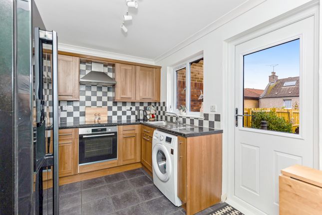 44, Gilmerton Place, Gilmerton, Edinburgh photo 4