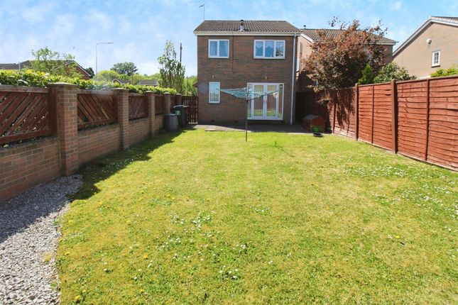3-bed detached on 2, Oaktree Drive, Hull, £150,000