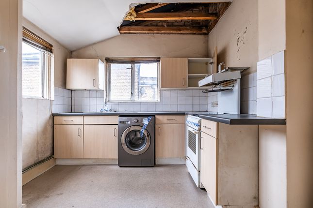 8A, Letchford Gardens, London photo 3