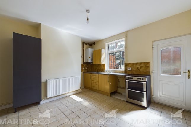 Thumbnail Terraced house to rent in Harrington Street, Doncaster