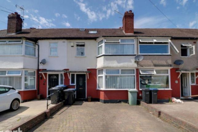 Thumbnail Terraced house to rent in Chatsworth Drive, Enfield Town