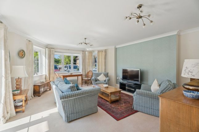3 Midsummer Place Station Road, Princes Risborough photo 2