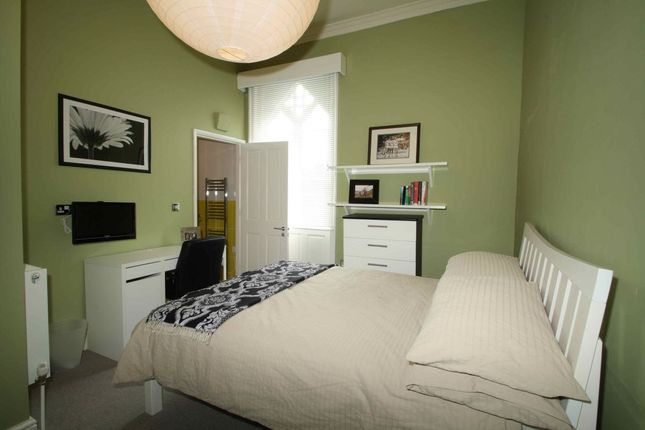 33F Bedroom 5