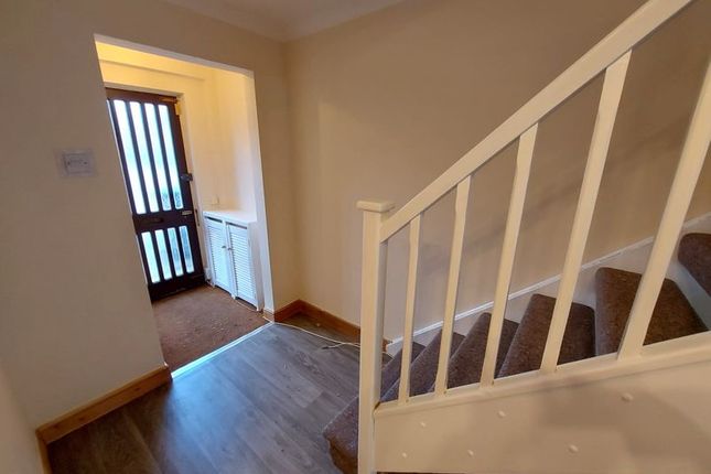 26, Gainsborough Drive, Houghton Regis photo 4