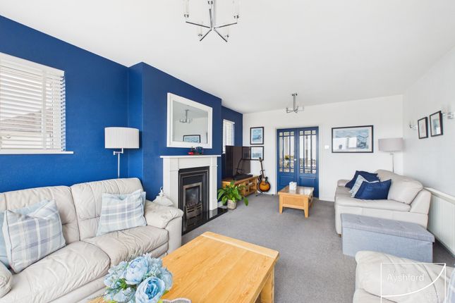 38 Broadsands Avenue, Paignton photo 3