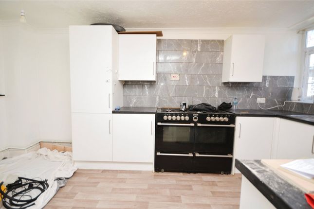 57, Lucerne Way, Essex photo 3