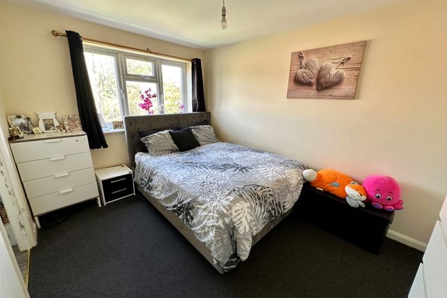 End terrace house to rent in Veals Mead, Mitcham