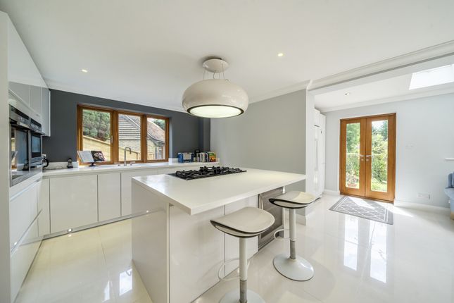15, Wildgoose Drive, Horsham photo 4