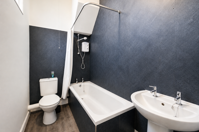 Flat 3, 411 Spring Bank West, Hull photo 5