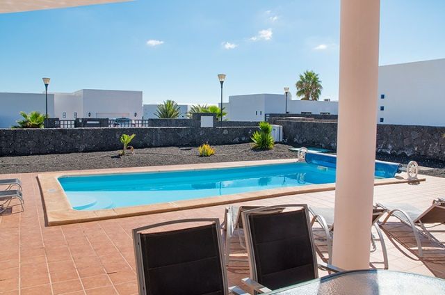 2 Bed Villa For Sale In Villas Blancas Playa Blanca