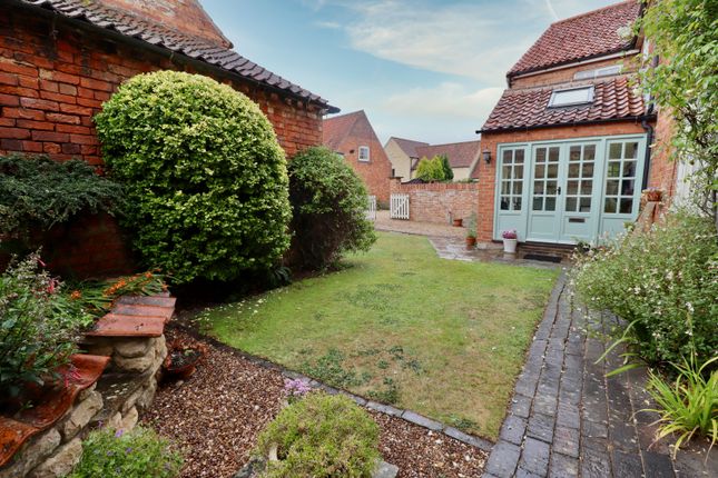 Barley Cottage, Cliff Road, Lincoln photo 3