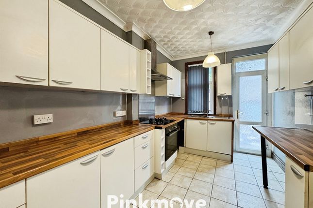 58, Machine Meadow, Pontypool photo 4