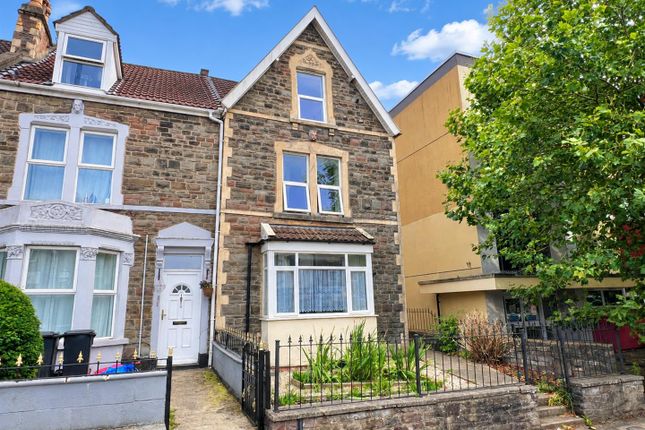 Studio flat on 634, Fishponds road, Bristol, £450,000