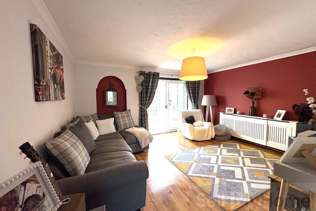 48 Rowan Drive, Chepstow photo 2