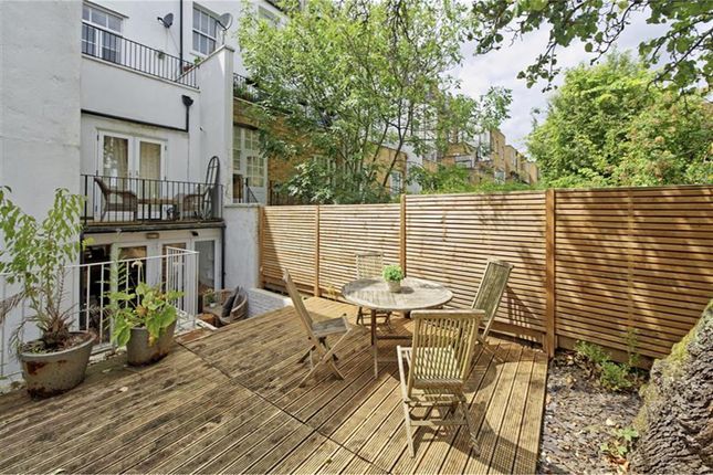 Thumbnail Flat for sale in Earls Court Road, London