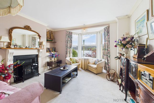 2 Albany Villas, Torpoint photo 2