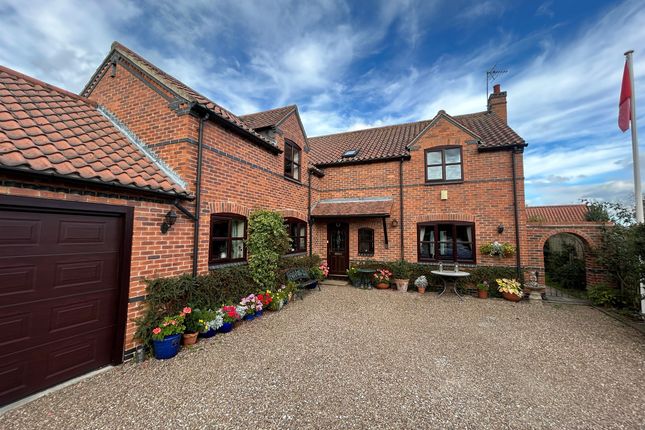 4-bed house on Collies Cottage, School Lane, Newark, £600,000