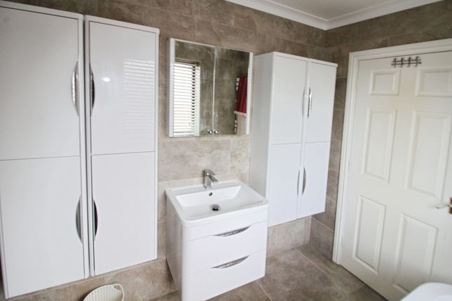 Ensuite,.Jpg