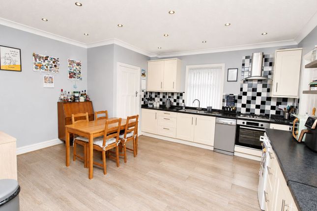 45, Clifton Road, Newcastle upon Tyne photo 4