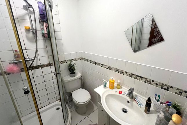 31a & 31b, Bryn Y Mor Crescent, Swansea photo 4