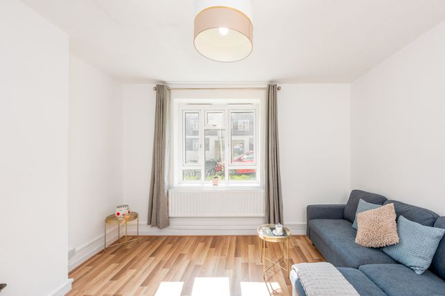 Thumbnail Flat for sale in Brockwell Park, Brixton, London