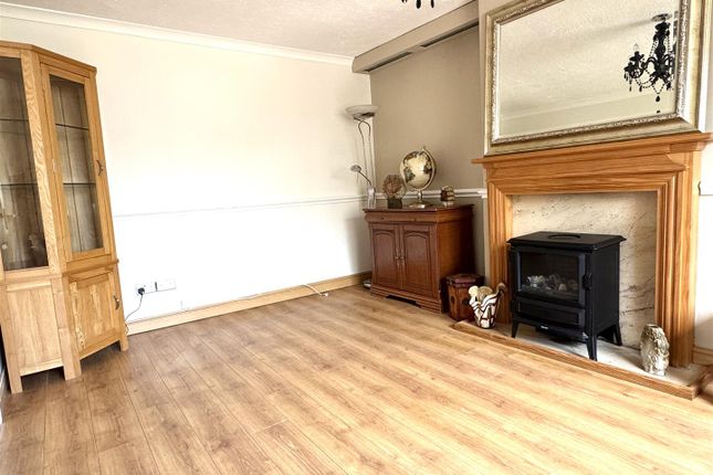 48, Congreve Road, Ipswich photo 3