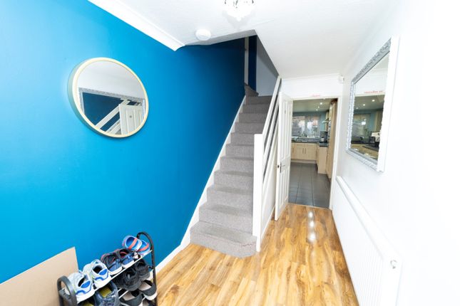 24, Oriel Drive, Syston, Leicester photo 3