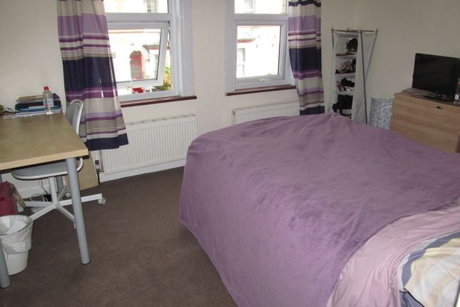 Thumbnail Terraced House To Rent In Norris Road Reading Thumbnail Terraced House To Rent In Norris Road Reading