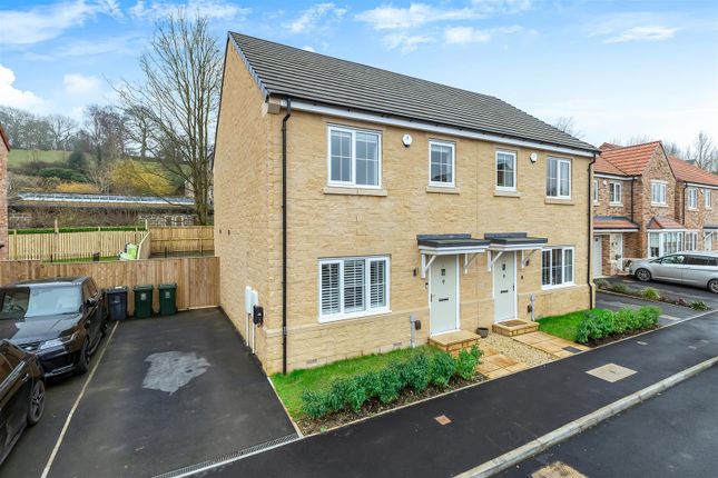 Thumbnail Property for sale in Gold Crest Way, Menston, Ilkley