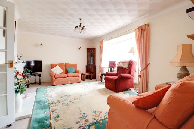 18 Barley Close, Brigg photo 3