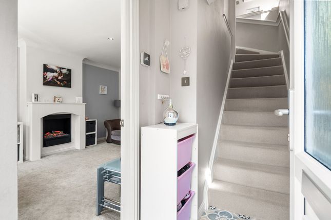 11 Vale Grove, Bridge of Allan photo 4
