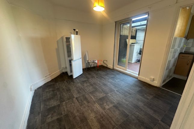 1, Southall Lane, Cranford photo 3