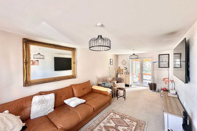 17, Mercia Close, Highbridge photo 2