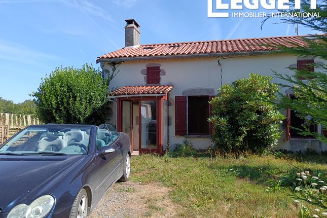 Thumbnail Villa for sale in Millac, Vienne, Nouvelle-Aquitaine