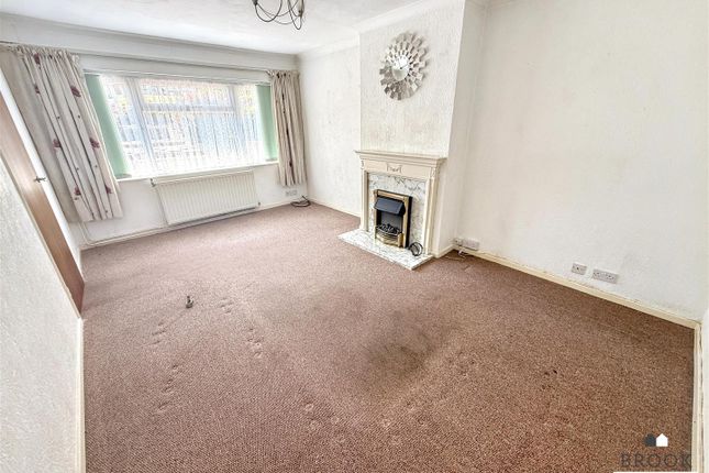 7, Buckhurst Close, Eastbourne photo 3