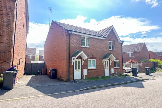 Thumbnail Semi-detached house to rent in Whernside Drive, Great Ashby, Stevenage