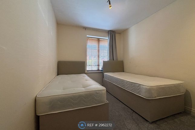Apartment, Weavers Court Trinity Lane, Hinckley photo 5